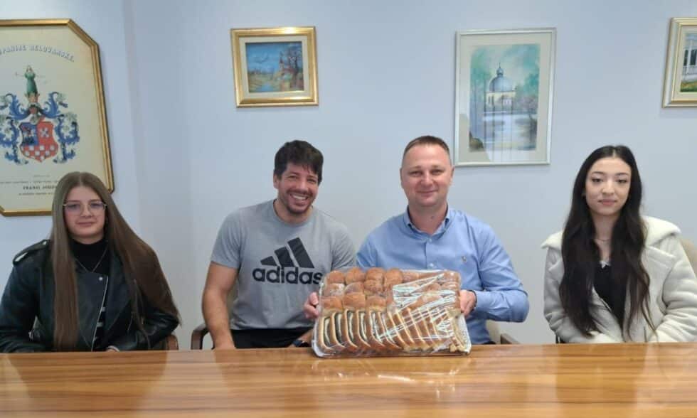 Dan zahvalnosti za plodove zemlje