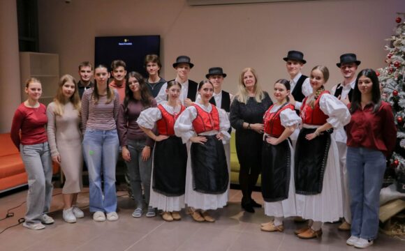 Advent u Domu – svjetlo nade, radosti i plemenitosti!