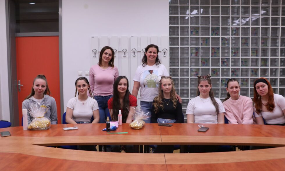 Uskrsne pisanice i maštovite pletenice